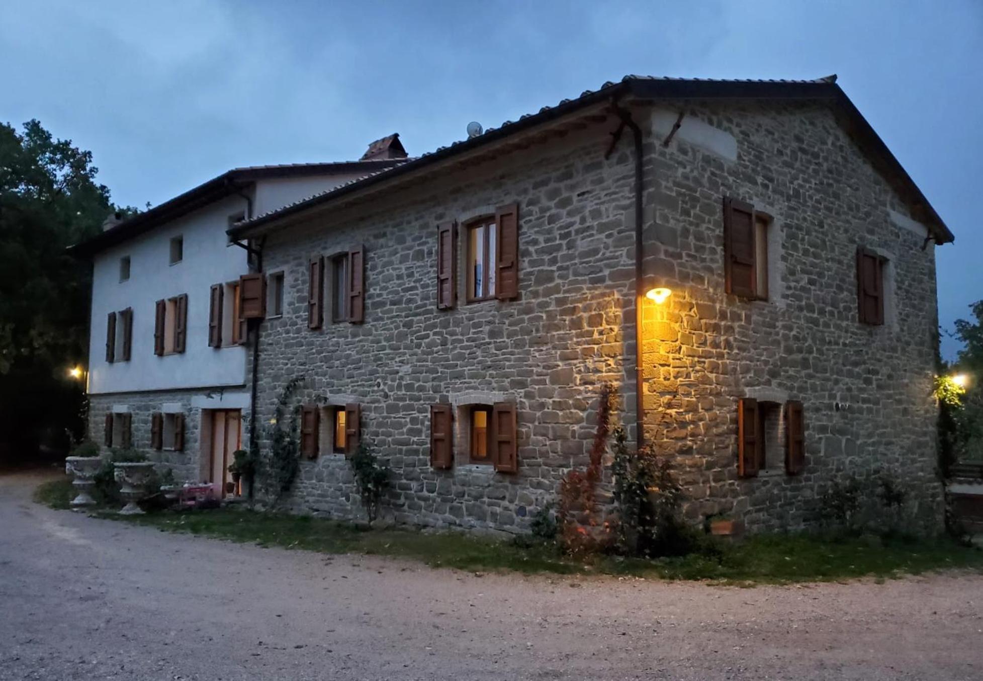 Bed and breakfast Le Ginestre Assise Extérieur photo