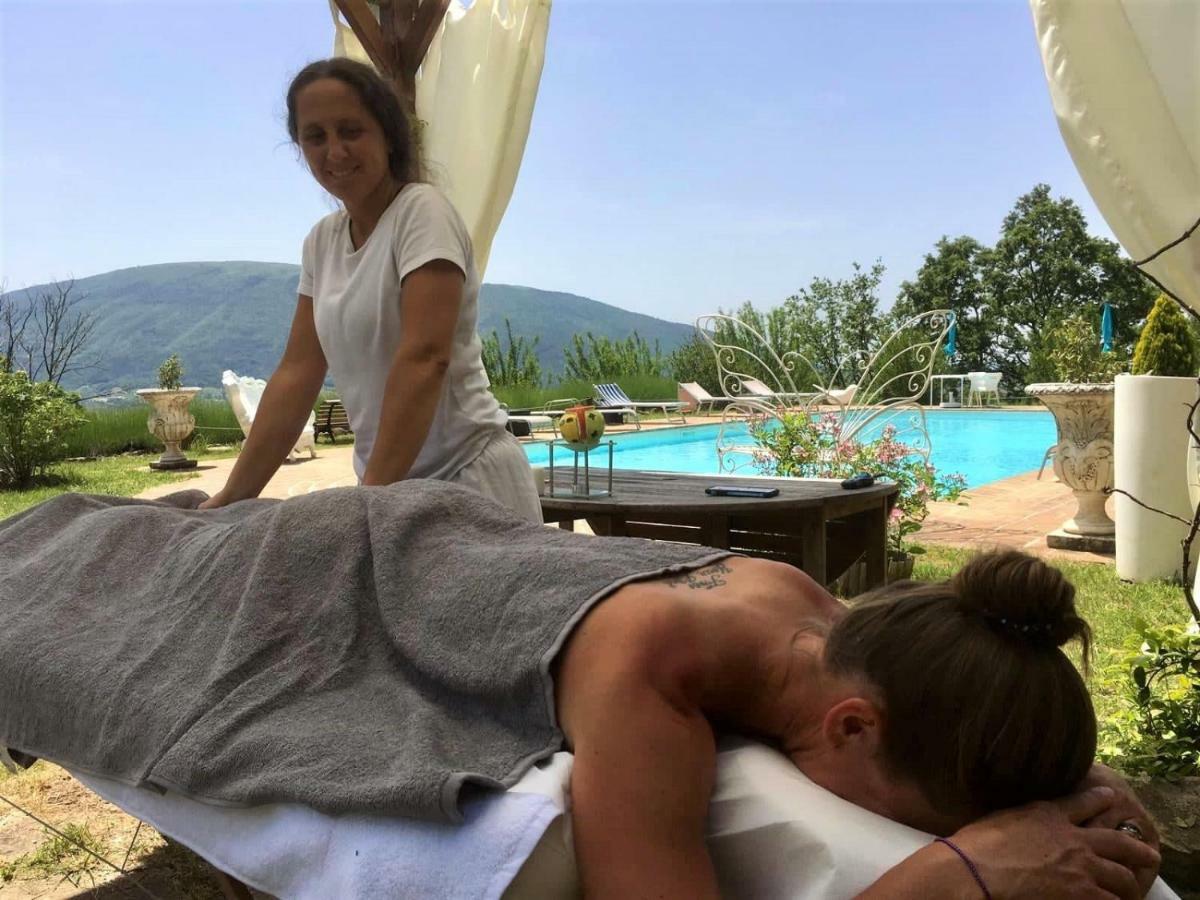 Bed and breakfast Le Ginestre Assise Extérieur photo